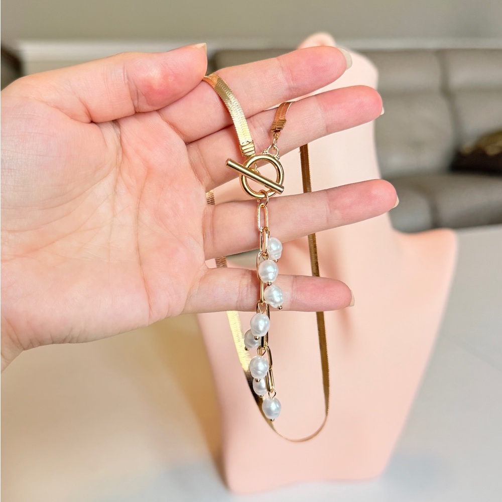 Gold Pearl Drop Toggle Necklace - Picture 5 of 8